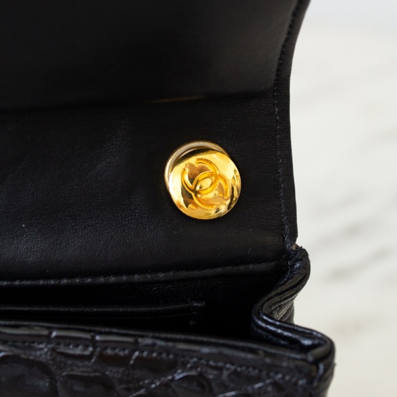 Chanel Vintage 1989 Classic Mini Flap Black Alligator 24K Gold Plated Bag - Picture 15 of 16